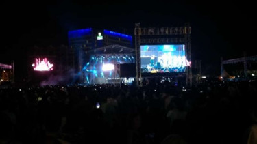 Konser Chainsmoker