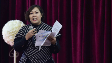 Putri bungsu Presiden ke-4 RI Abdurrahman Wahid atau Gus Dur, Inayah Wahid