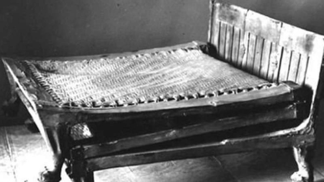 Tempat tidur Raja Tutankhamun
