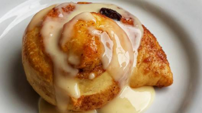 Cinnamon roll.