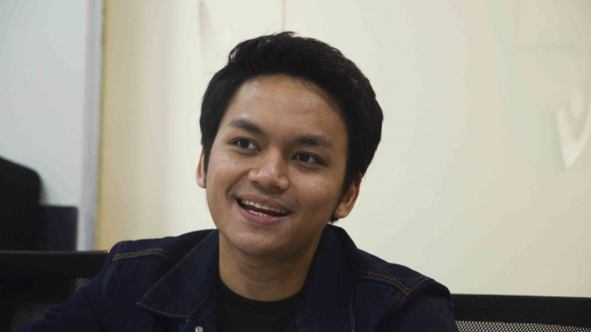 Penyanyi Calvin Jeremy tertantang peran di film 