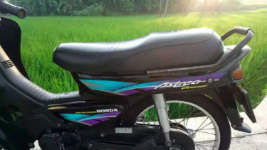 Honda Astrea Grand