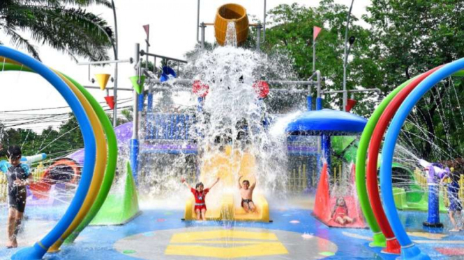 Aqua Playground  di Shangrila Hotel Jakarta