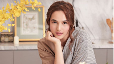 Chelsea Islan.