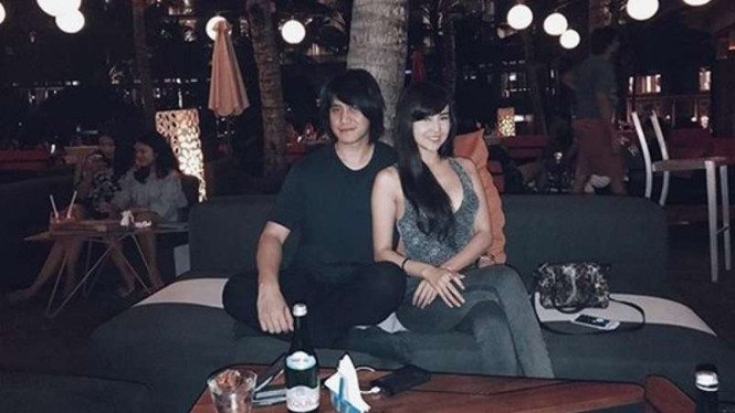Kevin Aprilio dan Vicy Melanie