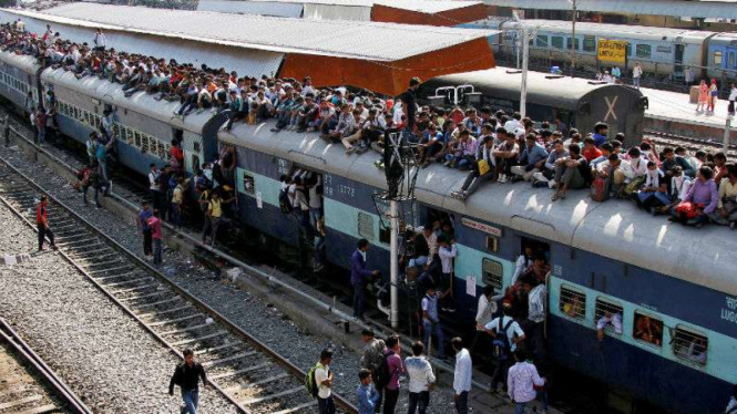 Kereta api di India tahun 2016