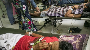 Korban minuman keras (miras) oplosan mendapat perawatan 