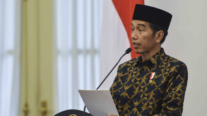 Presiden Joko Widodo menyampaikan sambutan