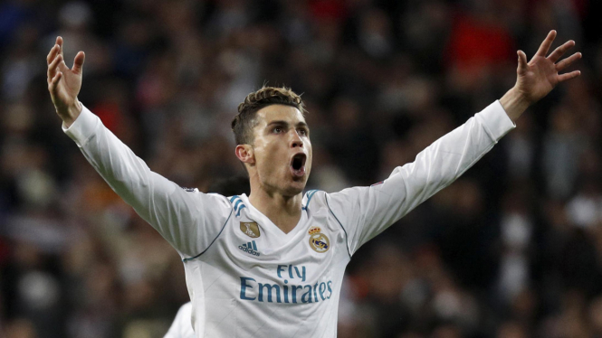 Selebrasi Ronaldo usai mencetak gol.