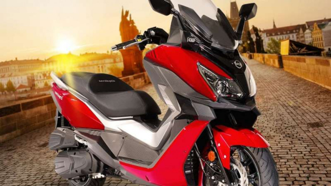SYM CRUiSYM 250i