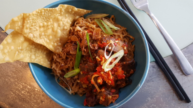 Mi Yamin Pedas di Dapur Asia.