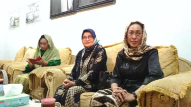 Sukmawati Soekarnoputri mendatangi kantor NU Jawa Timur di Surabaya pada Rabu, 18 April 2018.