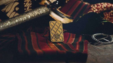 Emas batangan motif batik PT Antam