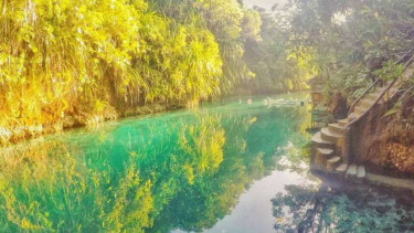 Hinatuan Enchanted River di Pulau Mindano, Filipina