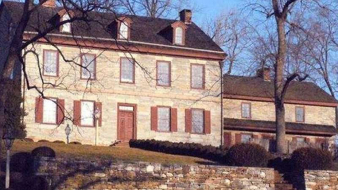 Charming Forge Mansion 274 Charming Forge Rd, Womelsdorf, Pennsylvania