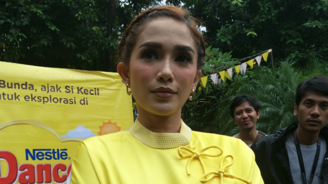 Ussy Sulistiawaty.