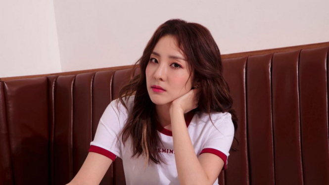 Sandara Park.