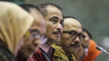 Menteri Pariwisata, Arief Yahya mengikuti rapat kerja.