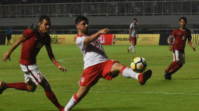 Timnas Indonesia U-23 saat menghadapi Bahrain.