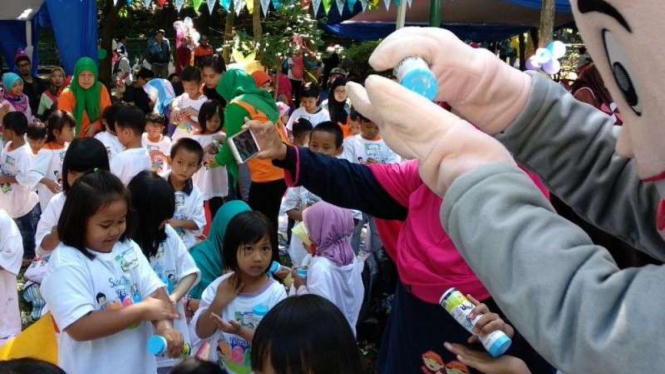 Aktivitas seru main di taman