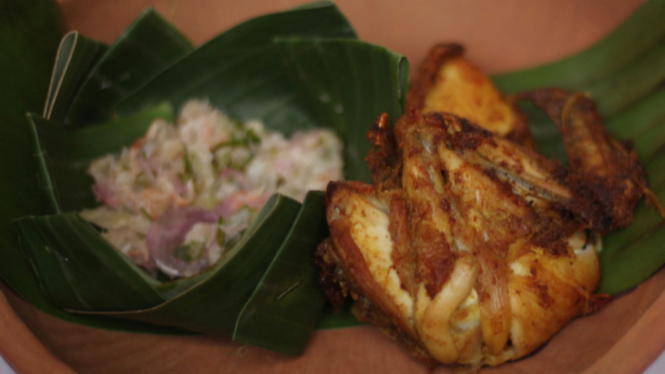Ayam sambal ganja.