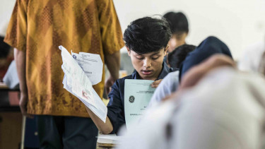 Pelaksanaan ujian Seleksi Bersama Masuk Perguruan Tinggi Negeri (SBMPTN) 