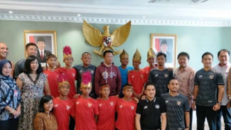 Bantuan untuk Anak Jalanan Berlaga di Piala Dunia Rusia