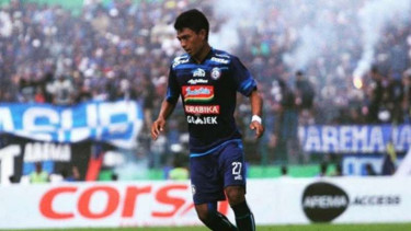 Striker Arema FC, Dedik Setiawan.