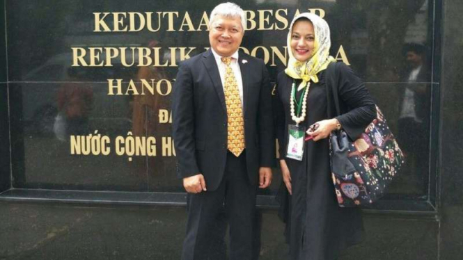 Marissa Haque di Vietnam