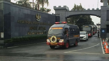 Jenazah Bripka Marhum Prencje Dibawa ke Kampung Halaman
