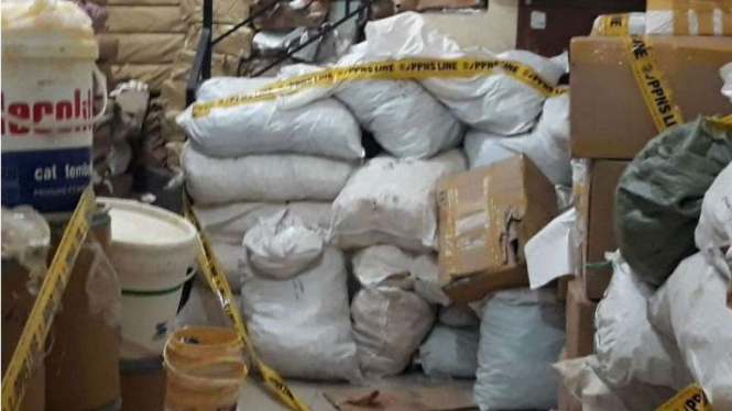 Gudang kosmetik di Tambora diamankan polisi