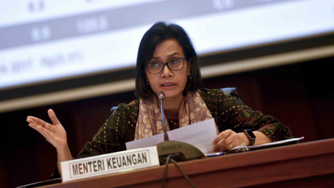 Menteri Keuangan, Sri Mulyani memberikan keterangan pers kinerja APBN 2018