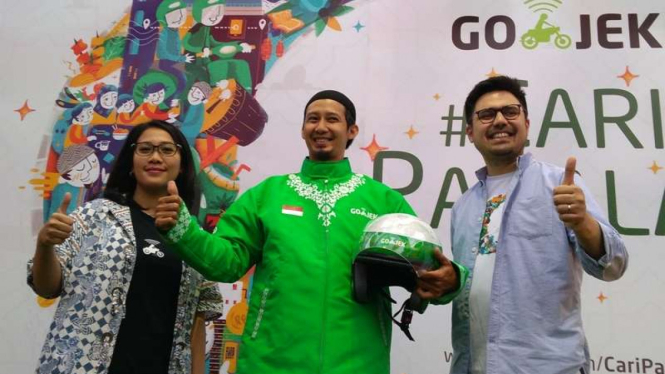 Seragam Koko Gojek.