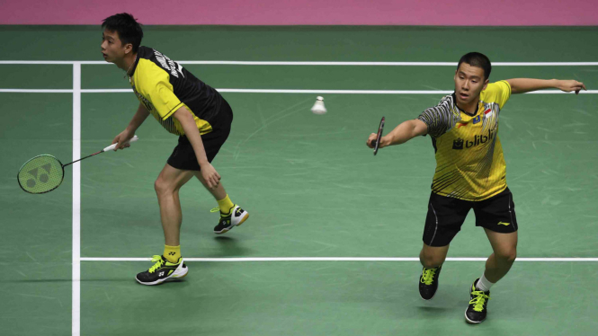 Pebulu tangkis ganda putra Indonesia, Marcus Fernaldi Gideon (kanan) dan Kevin Sanjaya Sukamuljo (kiri)