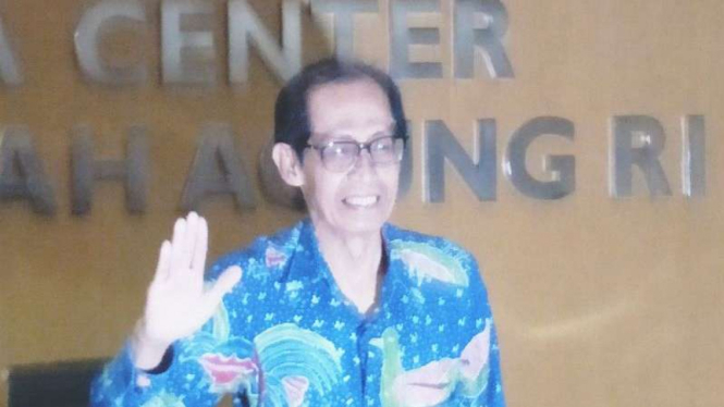 Hakim Agung Artidjo Alkostar pensiun