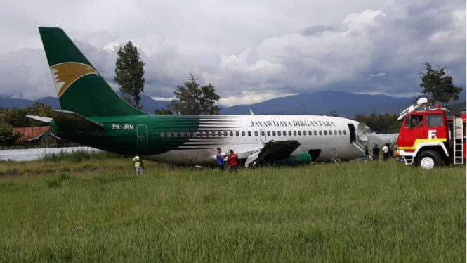 Pesawat Jayawijaya Air tergelincir