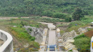 Bendungan Kuningan di Desa Randusari, Cibereum, Kuningan, Jawa Barat