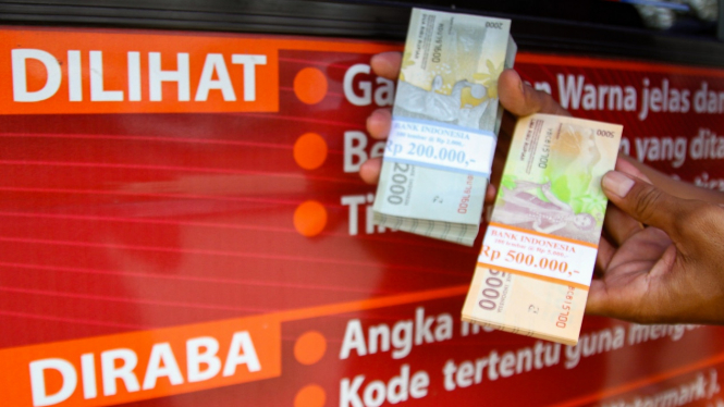 Penukaran Uang Baru Jelang Lebaran
