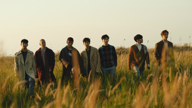 BTOB.