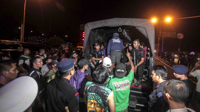 Pemulangan Bonek di kawasan Giwingan, Yogyakarta