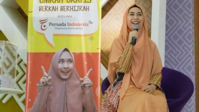 Oki Setiana Dewi