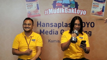 Agung Hercules (kanan).