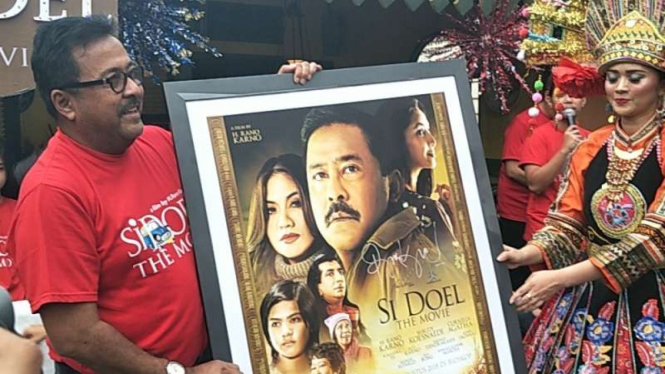 Rano Karno untuk Film Si Doel The Movie