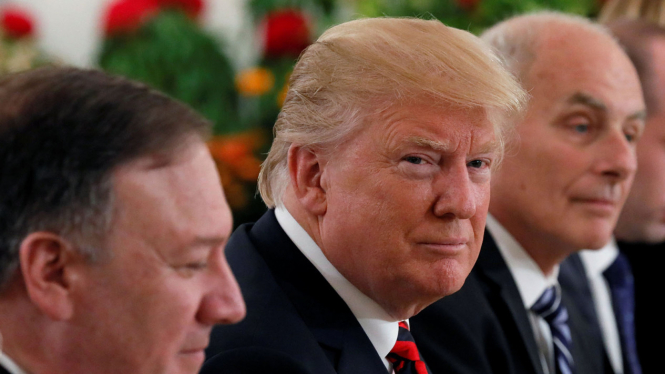 Donald Trump Disambut PM Singapura