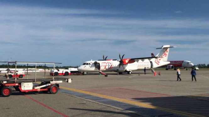 Pesawat Wings Air di Bandara Internasional Minangkabau Padang, Sumatra Barat, pada Senin, 11 Juni 2018.