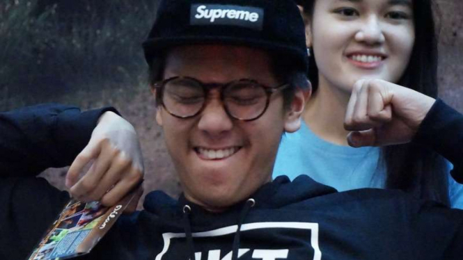 Iqbaal Ramadhan.