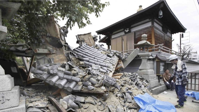 Gempa Bumi Jepang