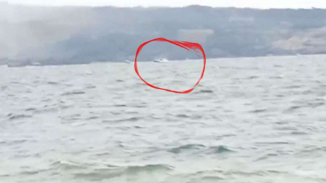 KM Sinar Bangun  tenggelam di Danau Toba.