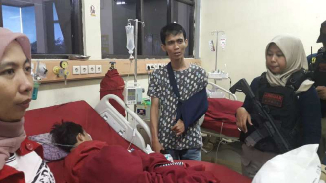 Perawatan Raffa, korban pelemparan batu di Depok.