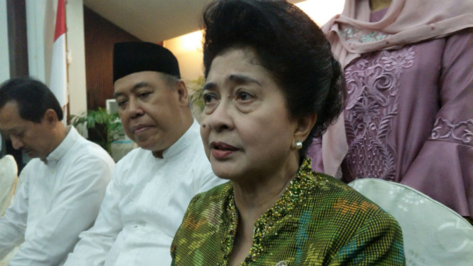 Menteri Kesehatan RI Nila F Moeloek.